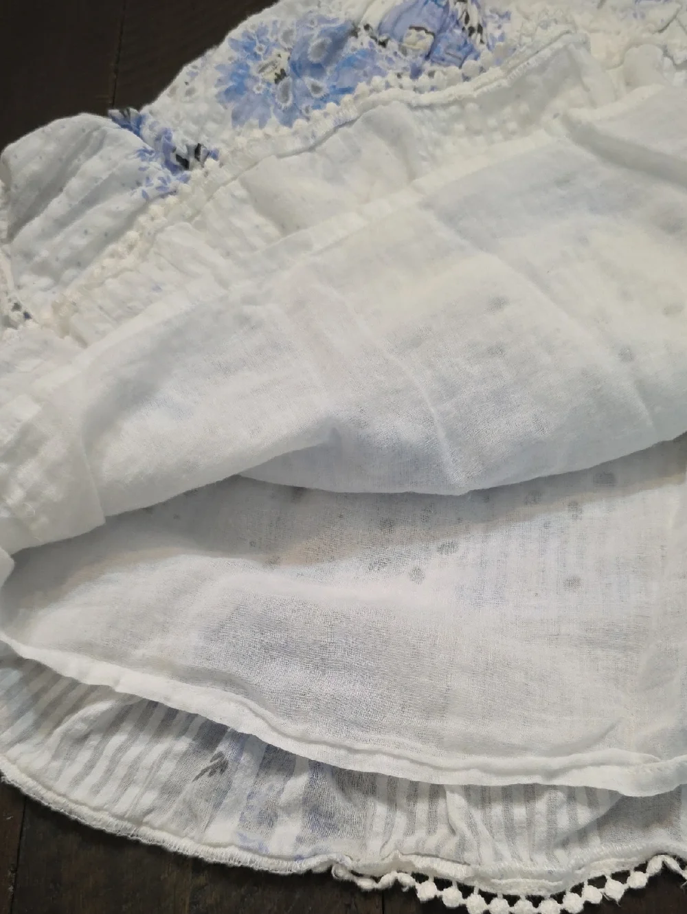 LoveShackFancy Floral White Blue Tiered Mini Bliss Skirt Eyelet Ruffle S Flawed - Picture 6 of 8